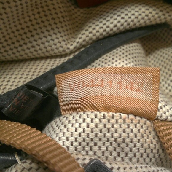 Dooney & Bourke City Barlow Large Satchel Black European Leather Purse | Bag - Picture 11 of 16